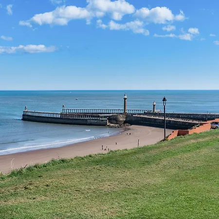 Sea View * Whitby